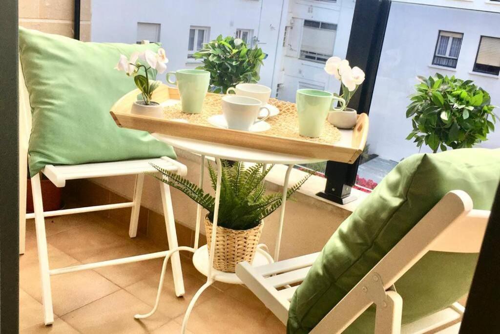 Apartamento 2 Centrico Garaje Wi-Fi Para Trabajar Daire Castro Urdiales Dış mekan fotoğraf