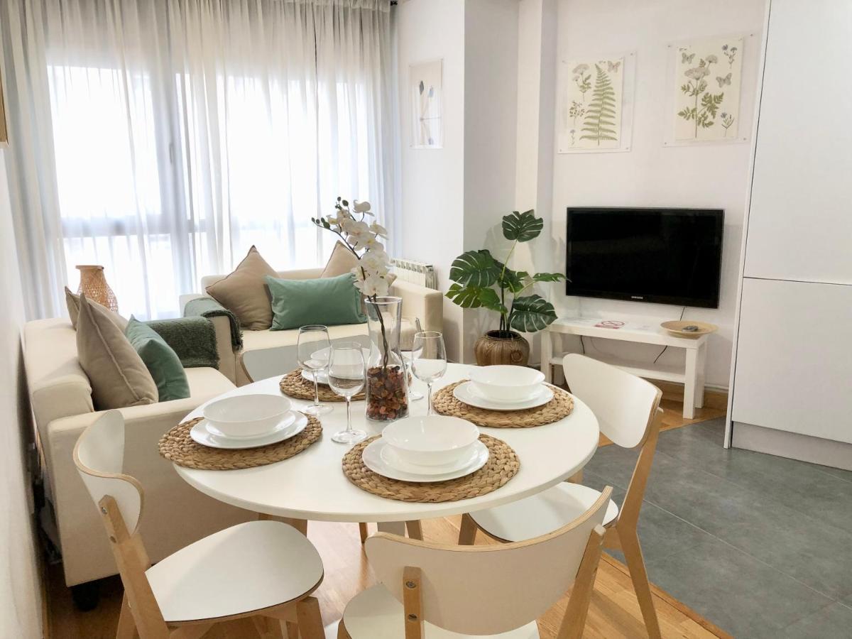 Apartamento 2 Centrico Garaje Wi-Fi Para Trabajar Daire Castro Urdiales Dış mekan fotoğraf