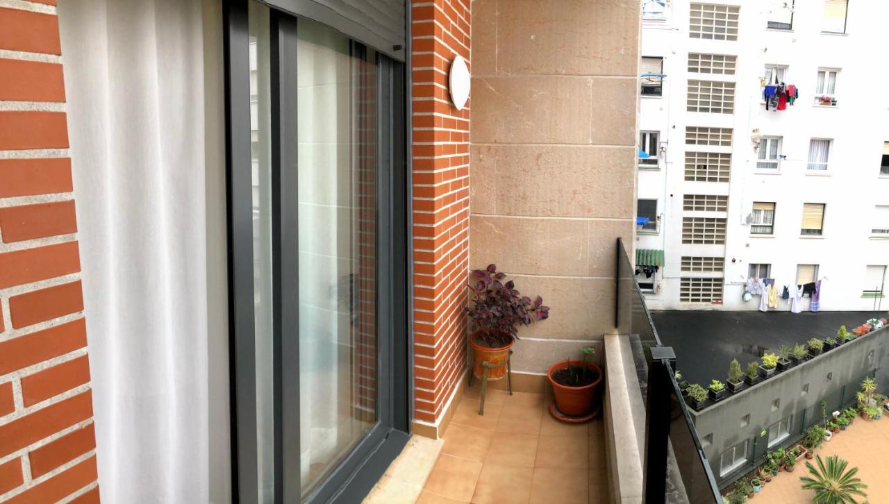 Apartamento 2 Centrico Garaje Wi-Fi Para Trabajar Daire Castro Urdiales Dış mekan fotoğraf