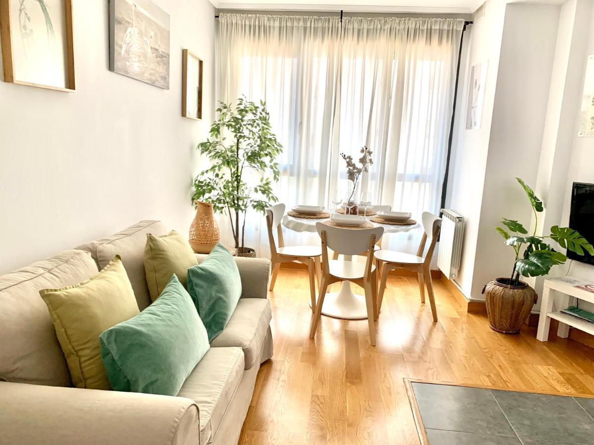 Apartamento 2 Centrico Garaje Wi-Fi Para Trabajar Daire Castro Urdiales Dış mekan fotoğraf